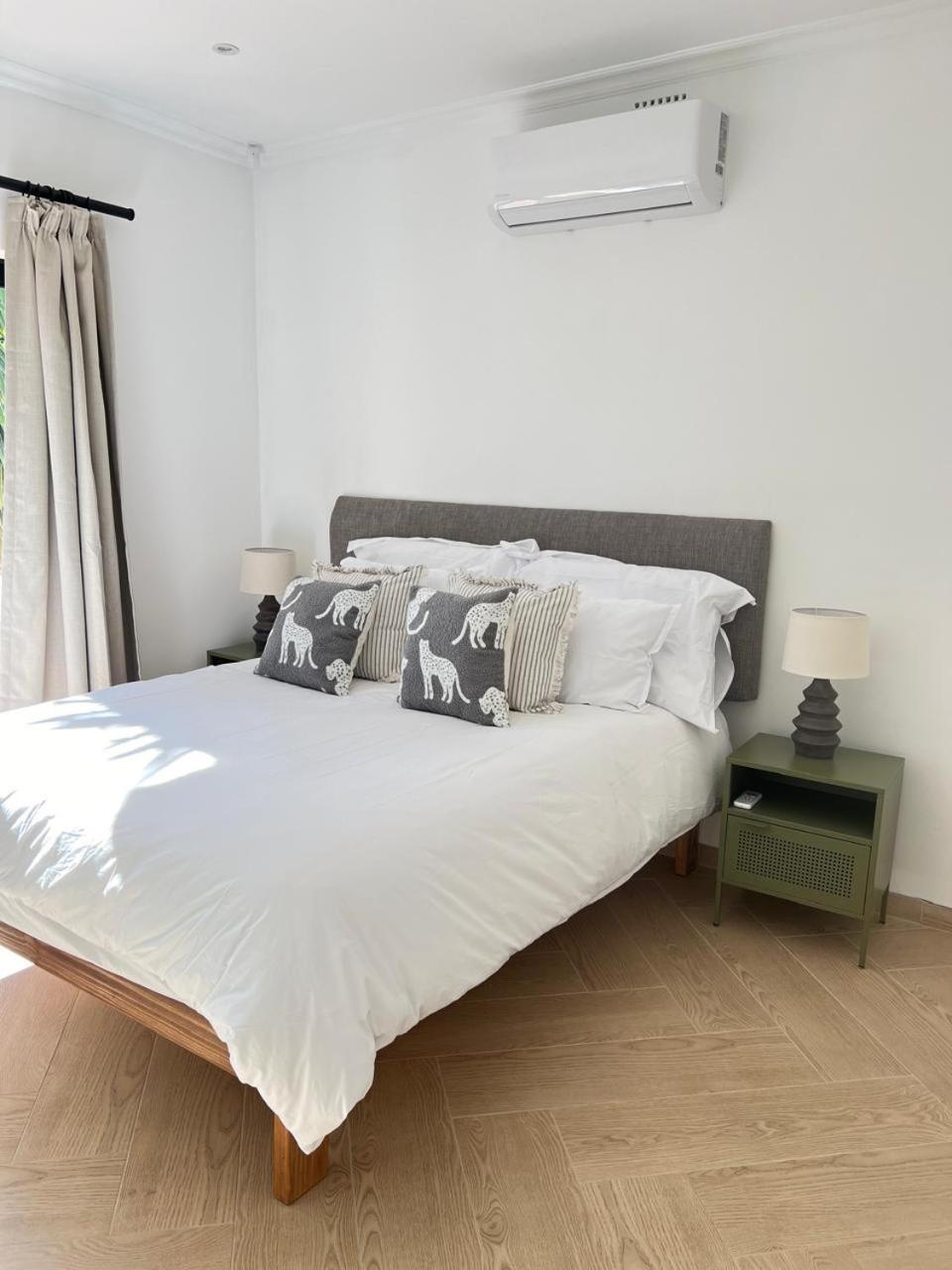 Chasselas Self Catering Cape Town Exterior photo
